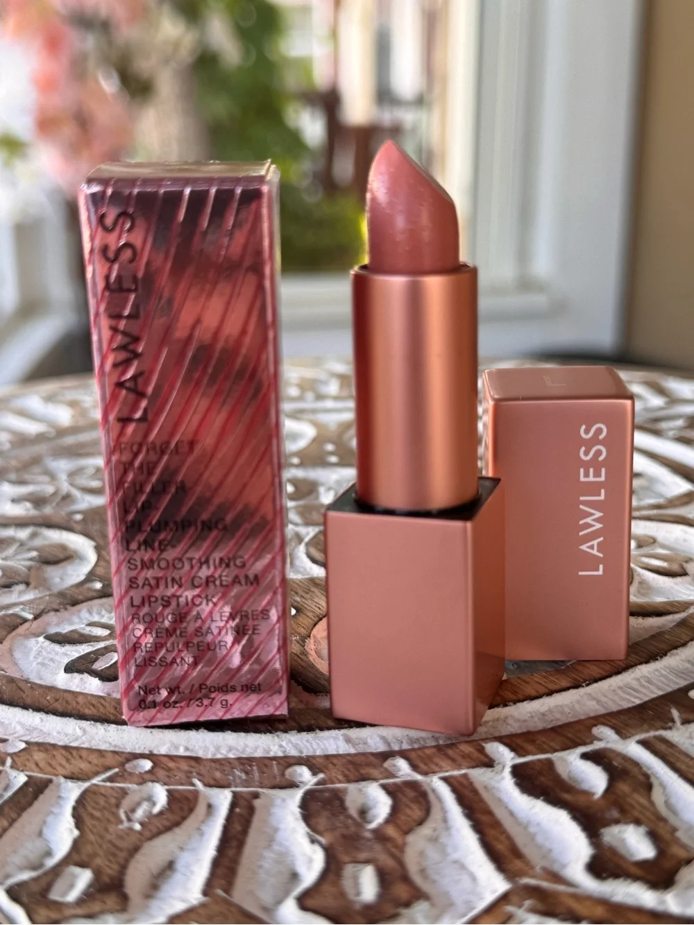LAWLESS Forget The Filler Lipstick - full size. Color: Annie